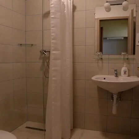 Bed and breakfast Harang Panzió 3*