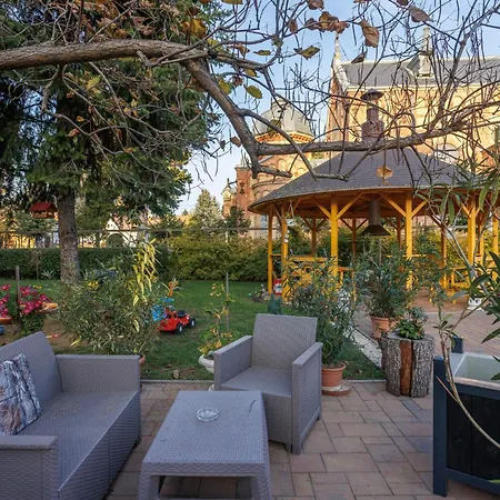 Harang Panzio Bed and Breakfast 3*