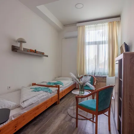 Harang Panzio Bed and Breakfast