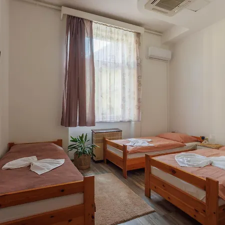 Bed & Breakfast Harang Panzio Gyomaendrod