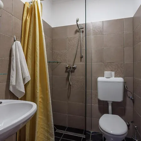 Harang Panzio Bed & Breakfast