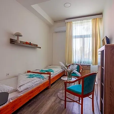 Harang Panzio Bed and Breakfast