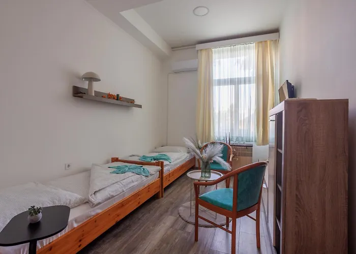 Harang Panzio Bed & Breakfast